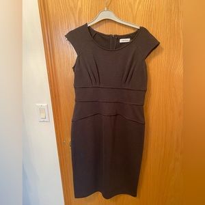 Calvin Klein size 4 gray zipper detail dress